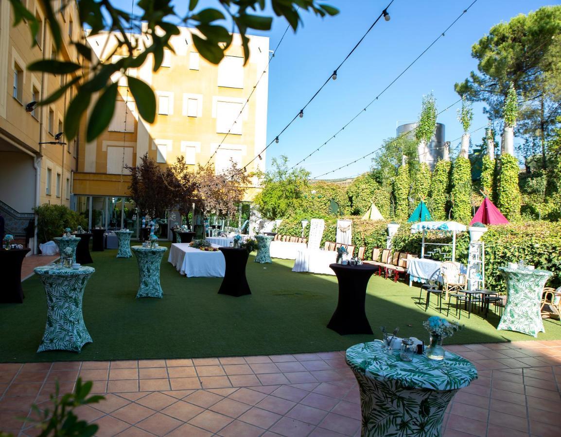 Hotel Torres I Villanueva Del Arzobispo Exterior foto